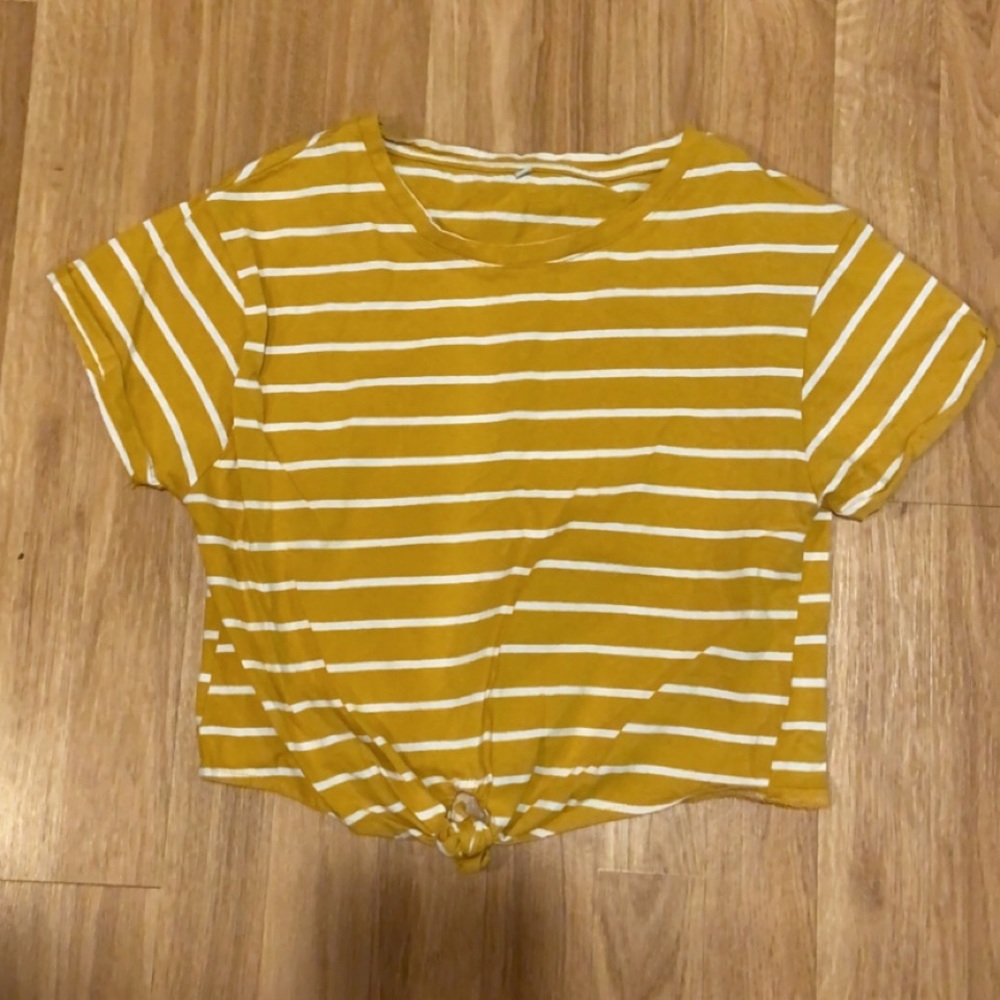 Shein crop top with tie in front